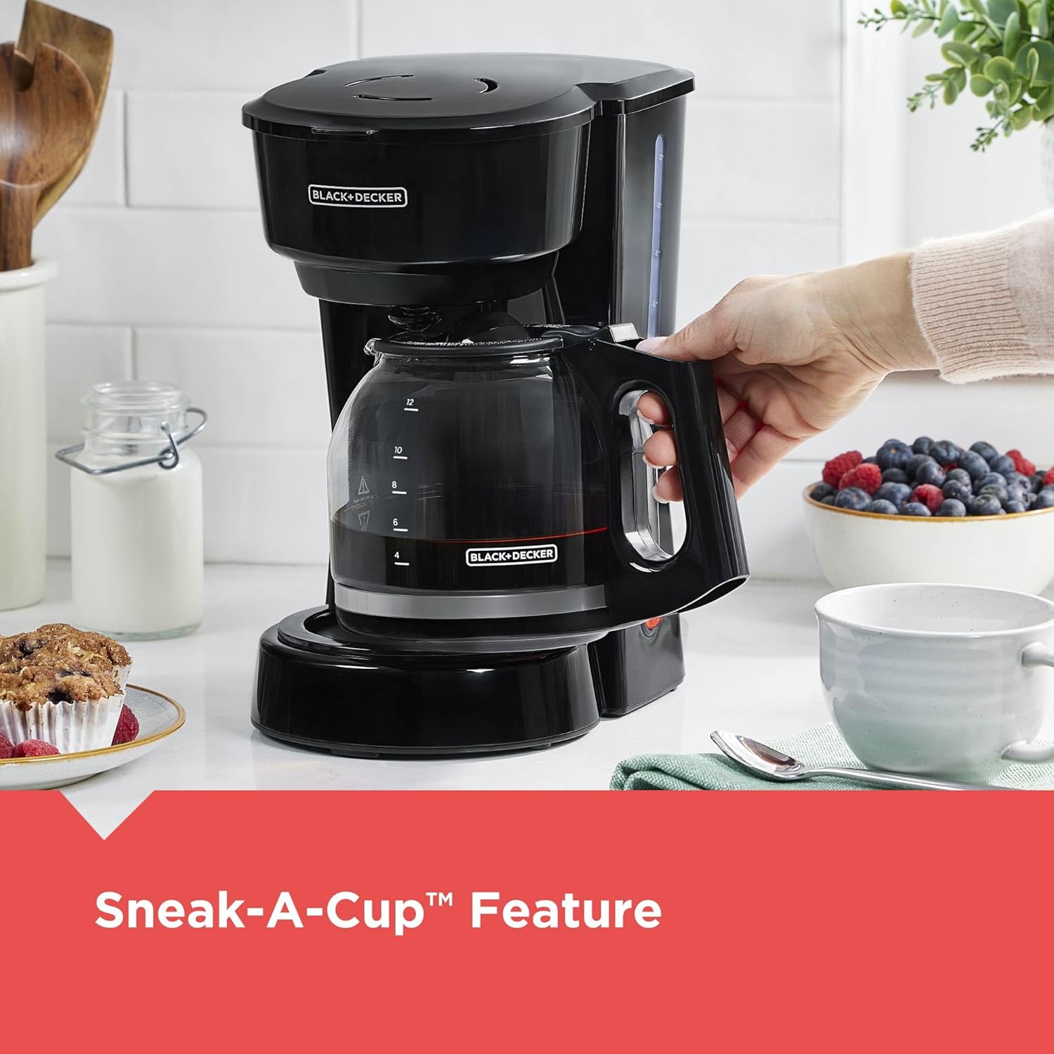 BLACK+DECKER 12-Cup Coffee Maker with Easy On/Off Switch
