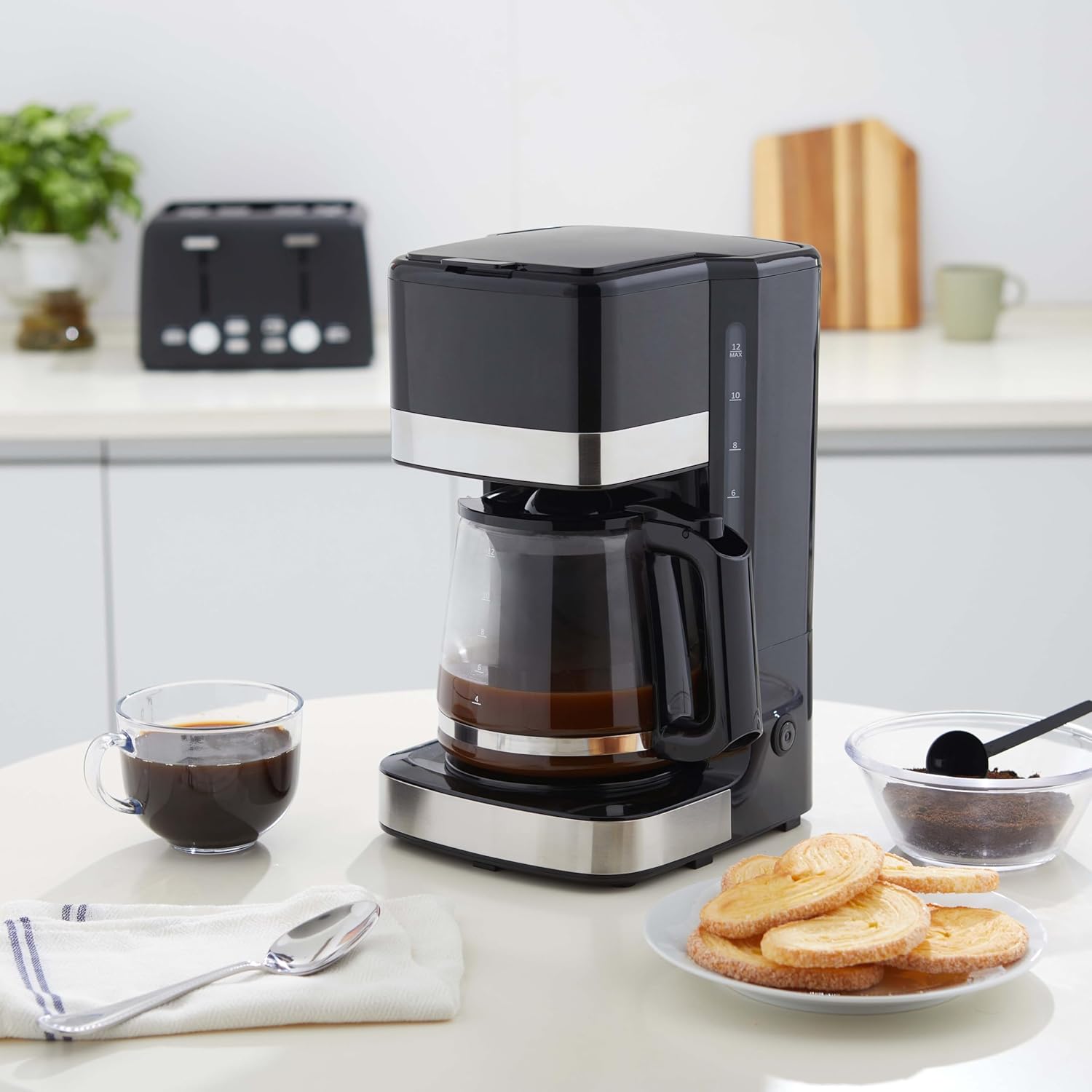Amazon Basics 12 Cup Drip Coffee Maker